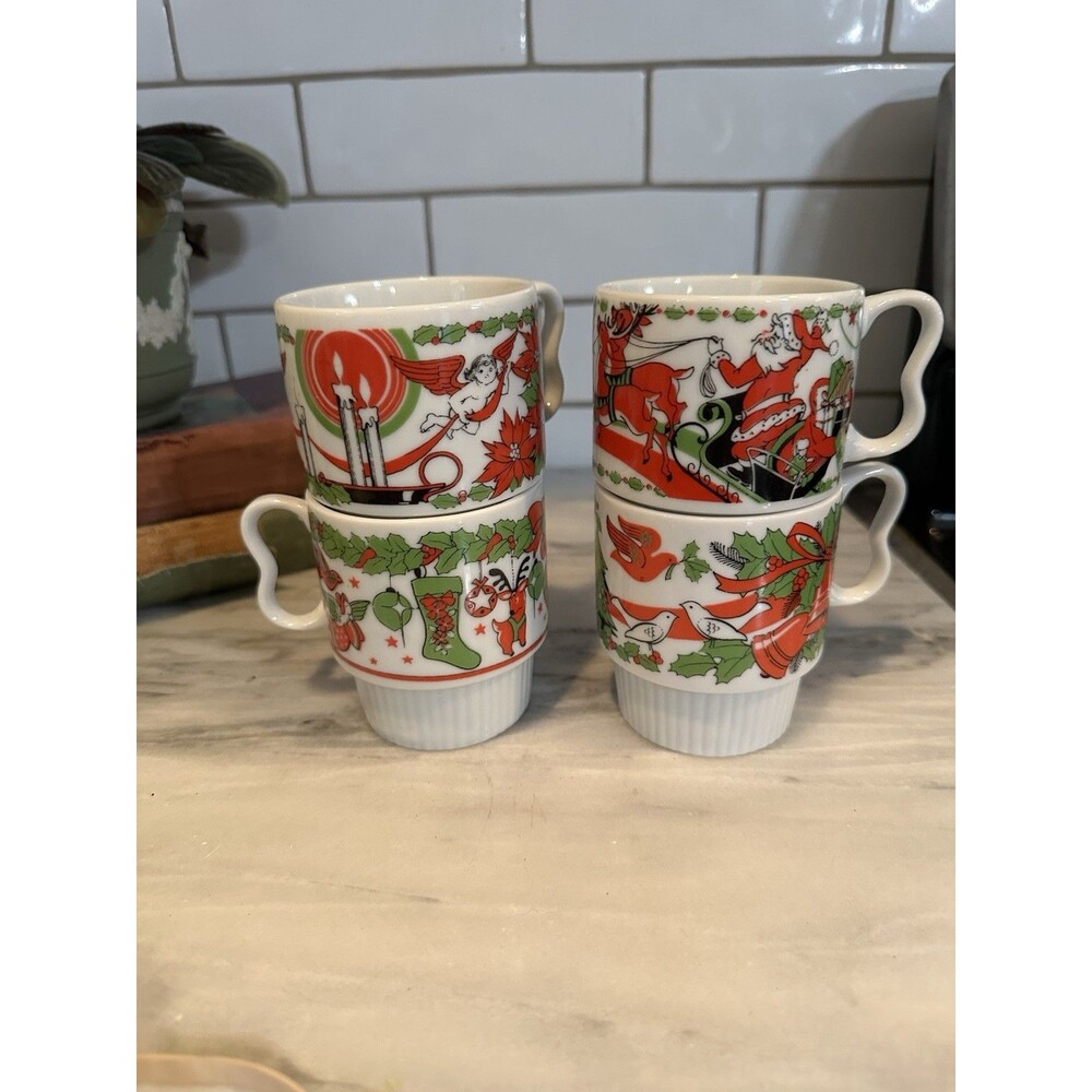 Set of 4 Vintage Mid Century Stacking Christmas Mugs Trimont Ware Japan